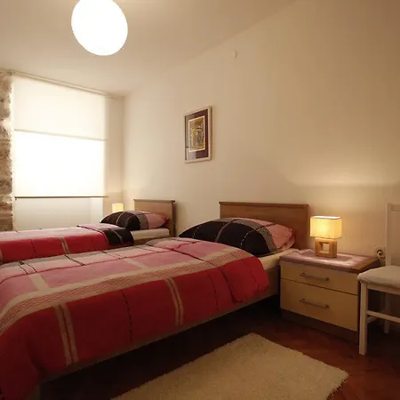 Vallamar Free Parking Ζαντάρ