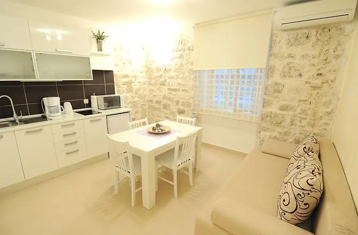 Vallamar Free Parking Zadar