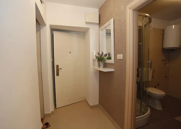 Vallamar Free Parking * Zadar